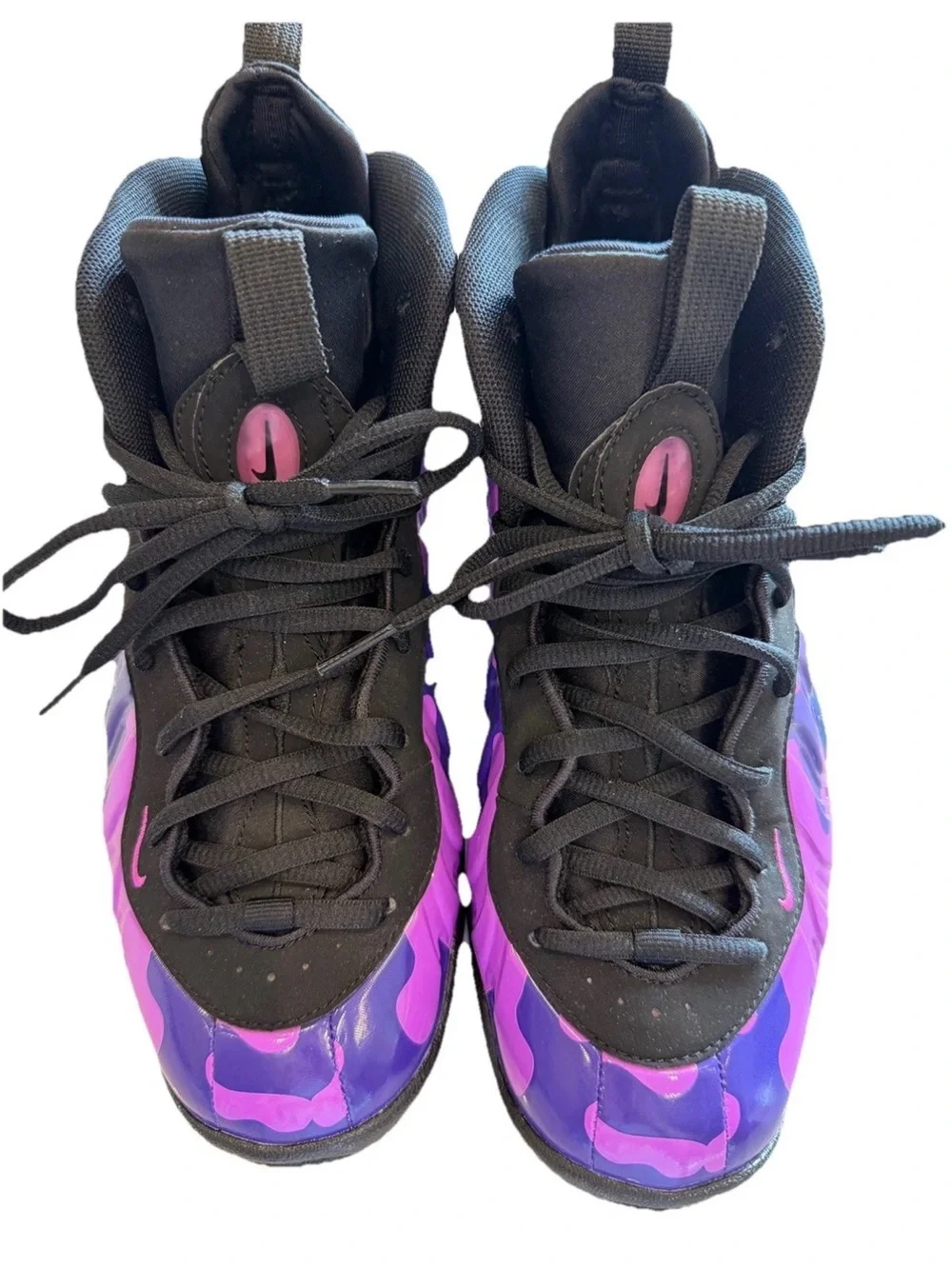 Nike Kids Purple and Black Camo Foamposite Sneakers 6Y or women 7.5